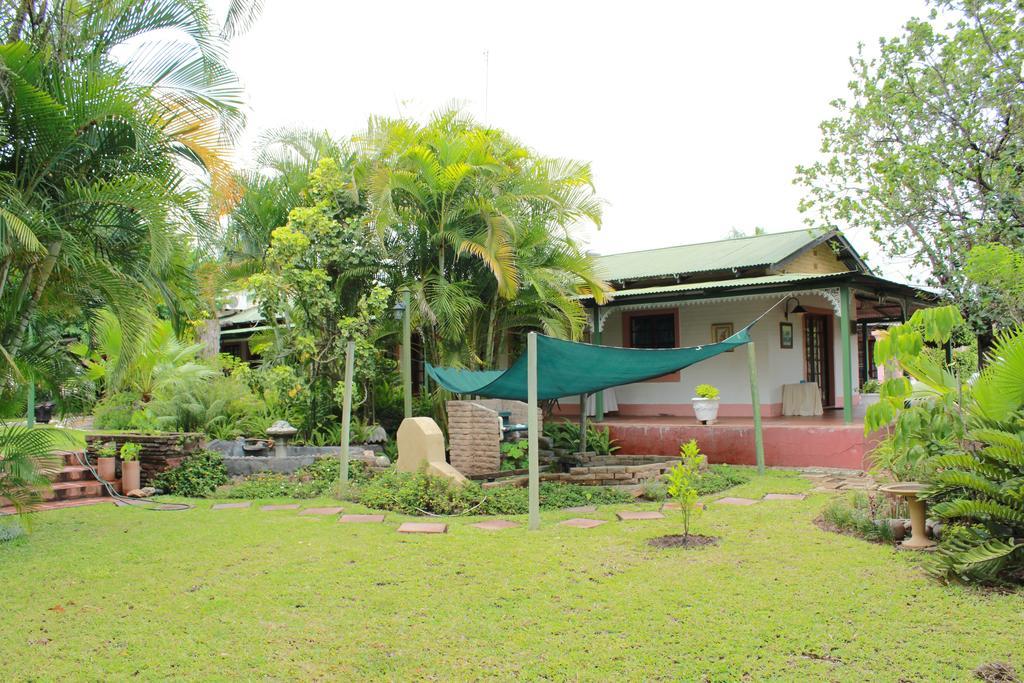 Lalamo Guesthouse พาลาบอร์วา ภายนอก รูปภาพ