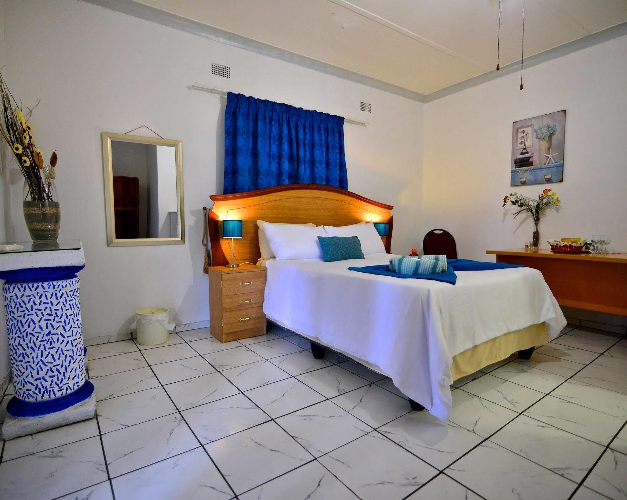 Lalamo Guesthouse พาลาบอร์วา ภายนอก รูปภาพ