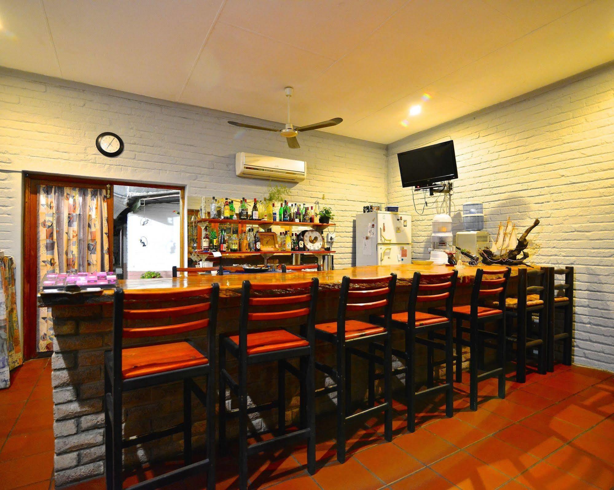 Lalamo Guesthouse พาลาบอร์วา ภายนอก รูปภาพ